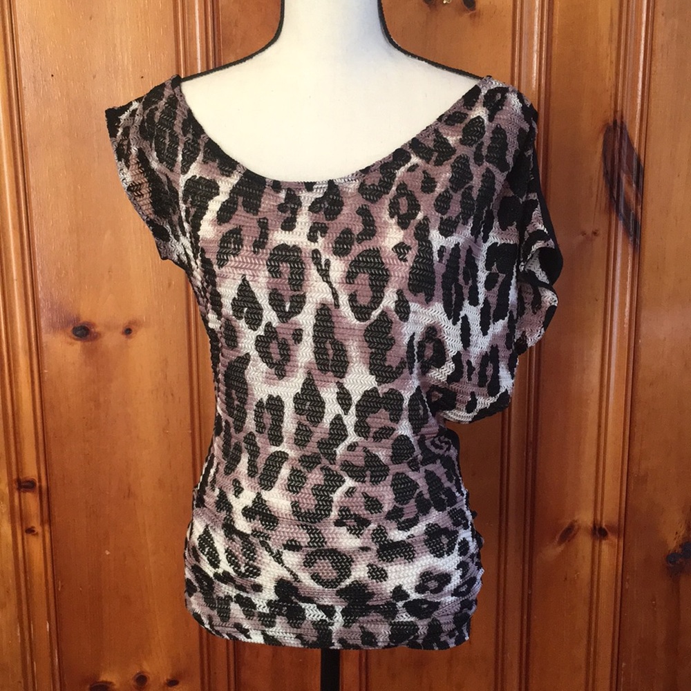 Off the shoulder Arden B•Leopard Top Tunic Black